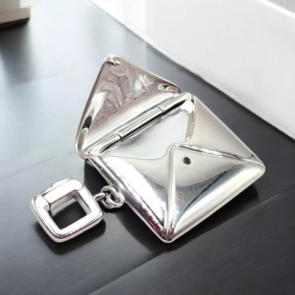 Rare! Louis Vuitton LV 18k White Gold Opening Envelope Letter Charm Pendant - Picture 8 of 8